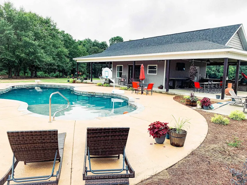 Pool-house near Robins AFB, Perry & Macon - Image 1