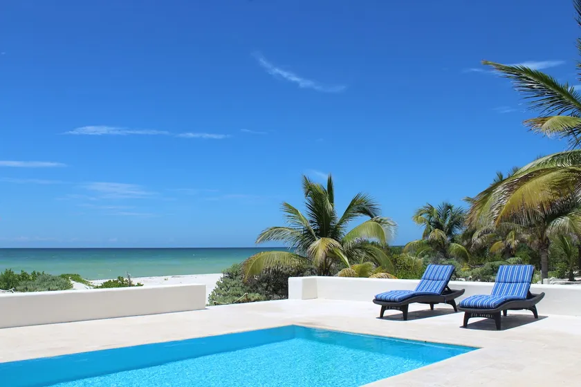 BEROCO Front Beach House Yucatan Wi-Fi, Pool, Smart-TV - Image 1