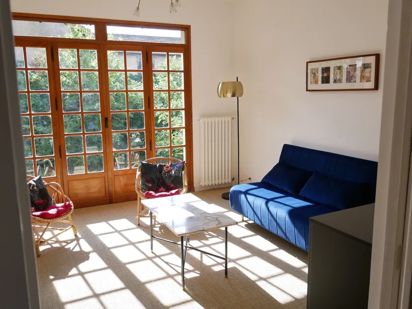Quiet house with garden & garage – close to Tournus - Image 1