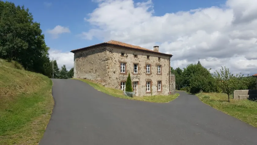 Quiet charming house – Auvergne - Image 1