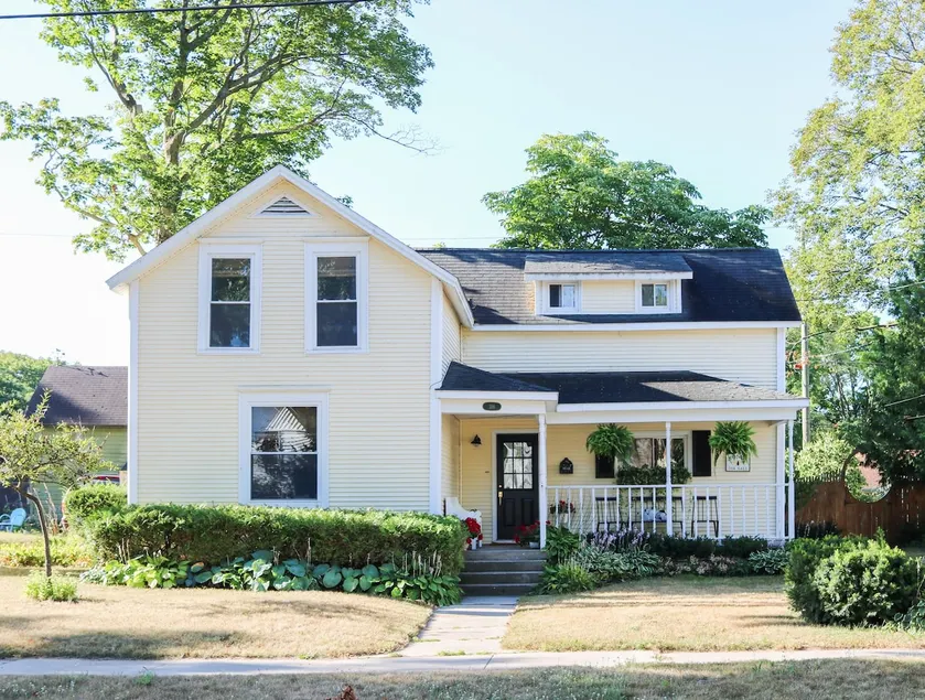 Renovated in-town house near beach and downtown! - Image 1