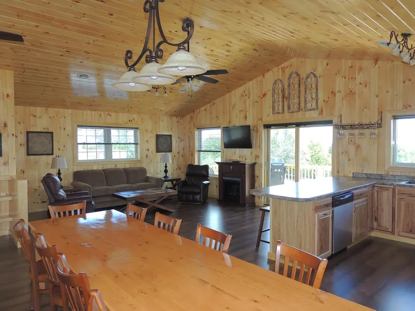 (#20) Spacious 5bedroom/3bath vacation home - Image 1
