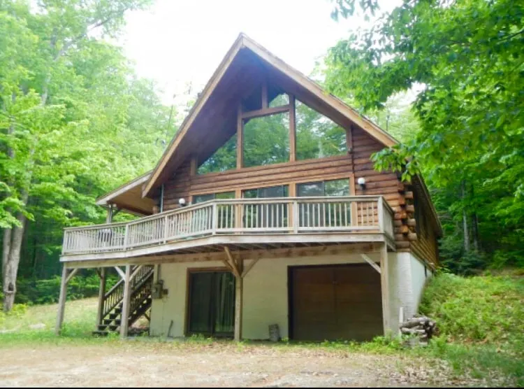 Log Cabin w/ Hot Tub & Fire Pit - Stratton/Mt Snow - Image 1