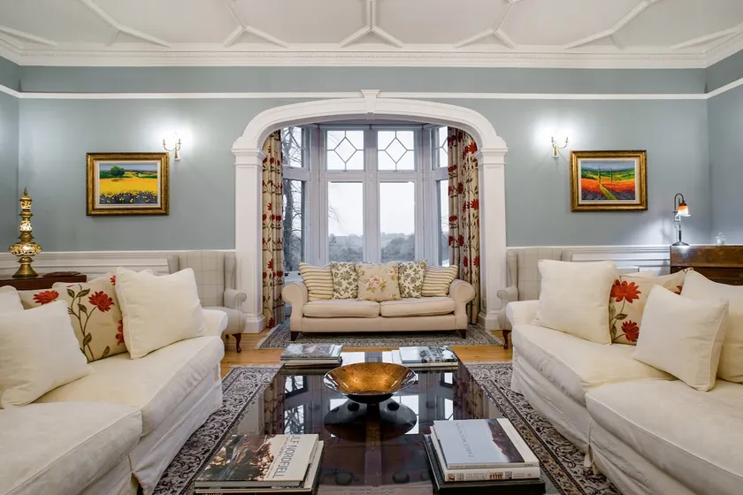 Re-Imagined Historical Country House Retreat - Image 1