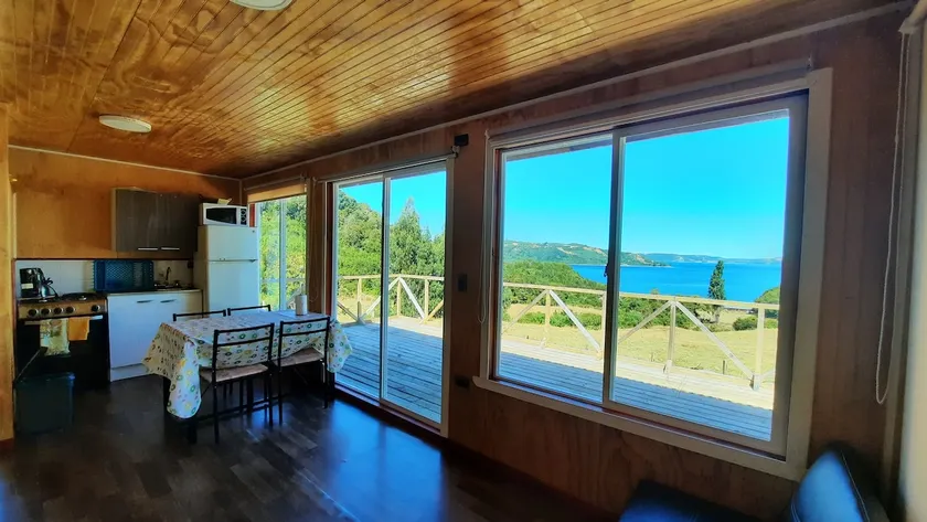 Countryside and Sea Cabin in Castro, Chiloé - Image 1