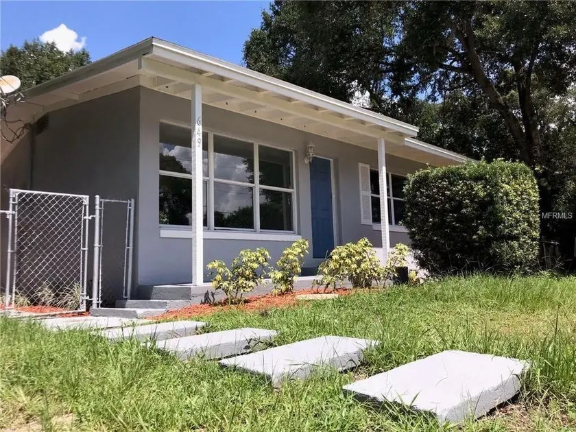 House Near Universal and beach - Image 1