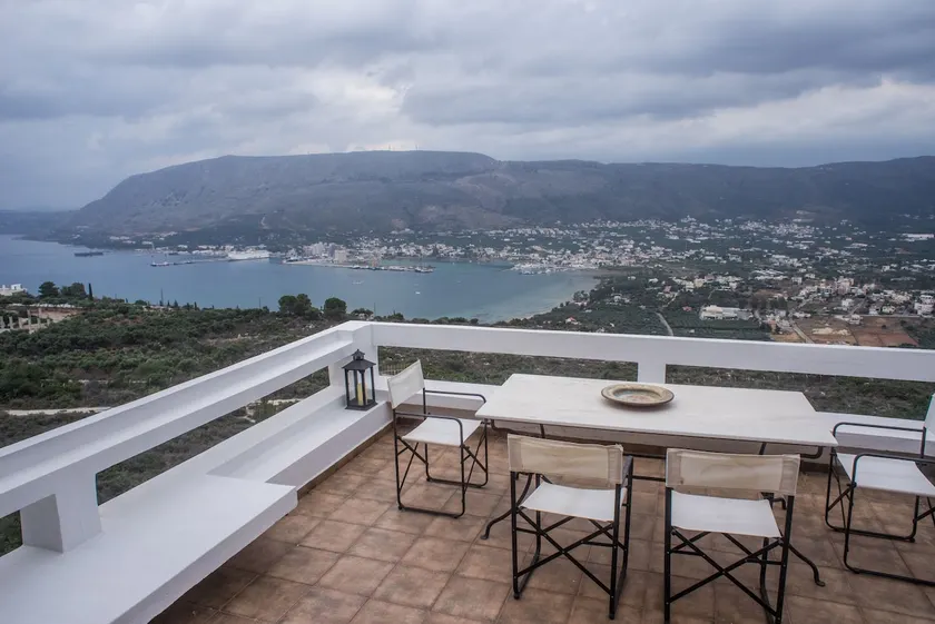 Spacious & comfortable, w/ Cretan Vista of the Sea - Image 1