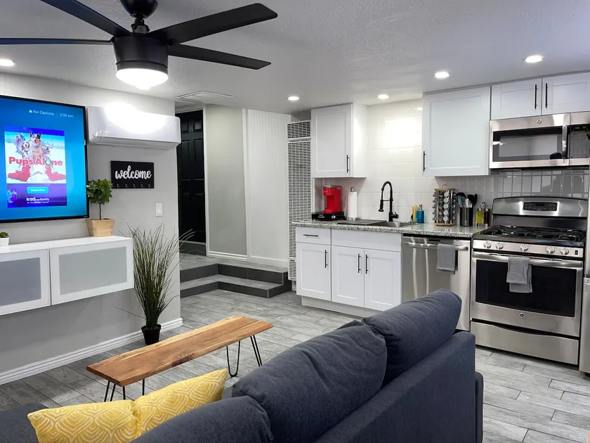 Quiet Cottage 1BR/1BA | Near Ft. Tuthill + Parking - Image 1
