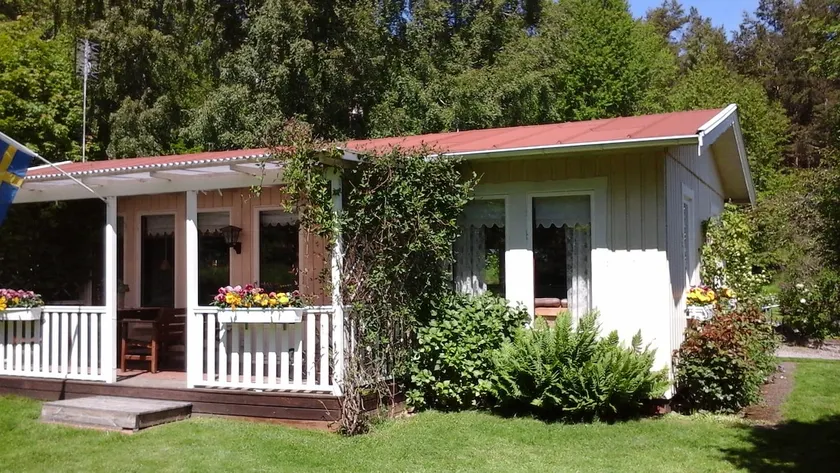 Nice cottage on beautiful Kållandsö. - Image 1