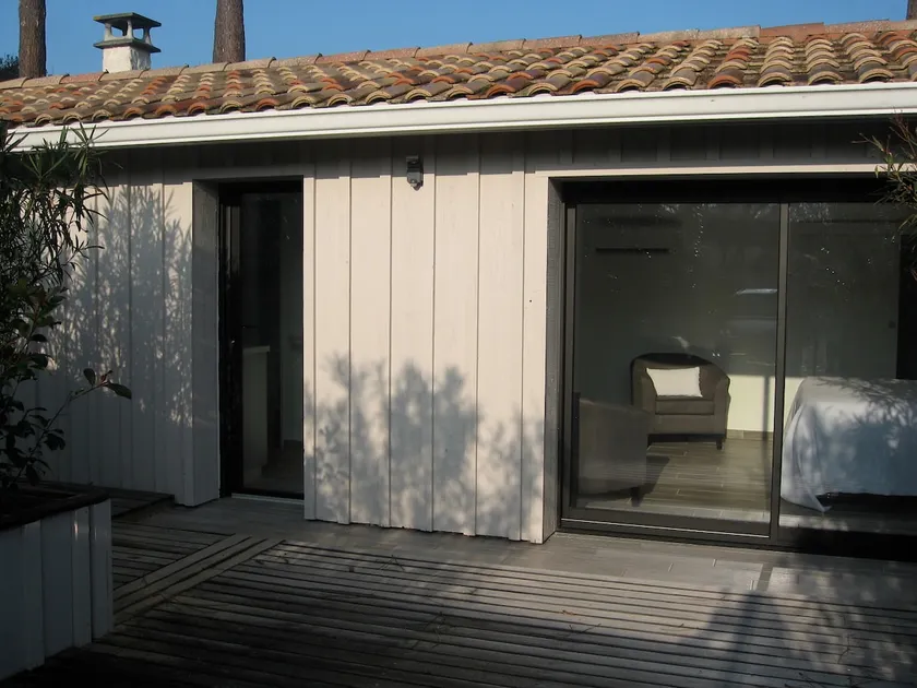 NEW STUDIO BETWEEN POOL AND OCEAN - Image 1