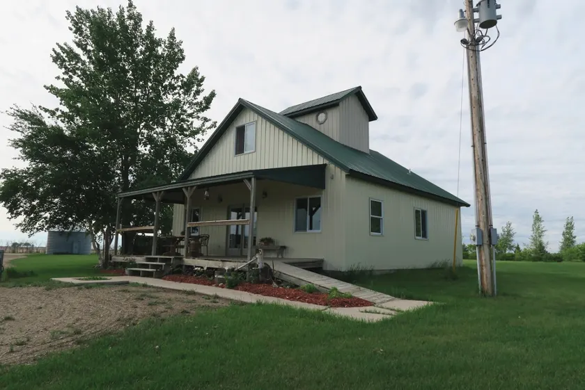 Rural Getaway at Homestead Lodge - Image 1