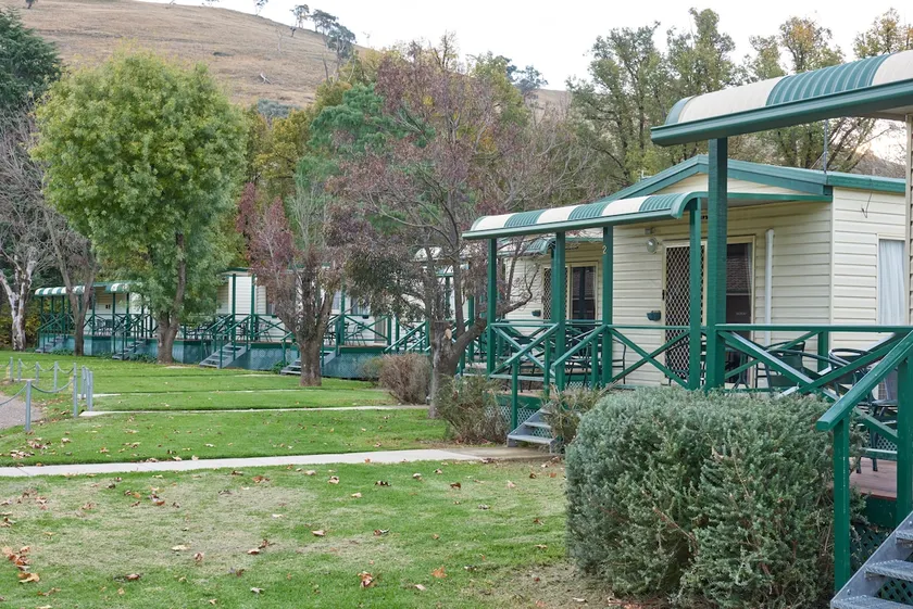 Family Cabin - Image 1