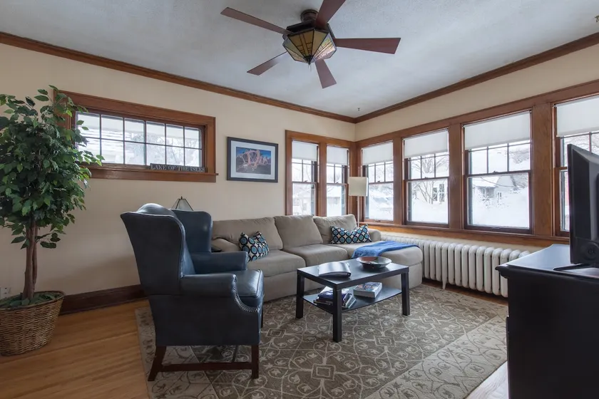 Charming Duplex in Historic District - Image 1