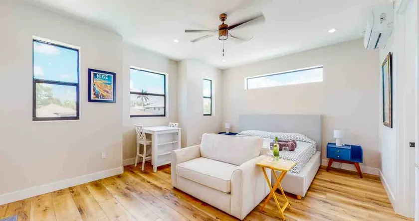 Luxury Guest Suite: 1.9 Mi to Downtown & Beach! - Image 1