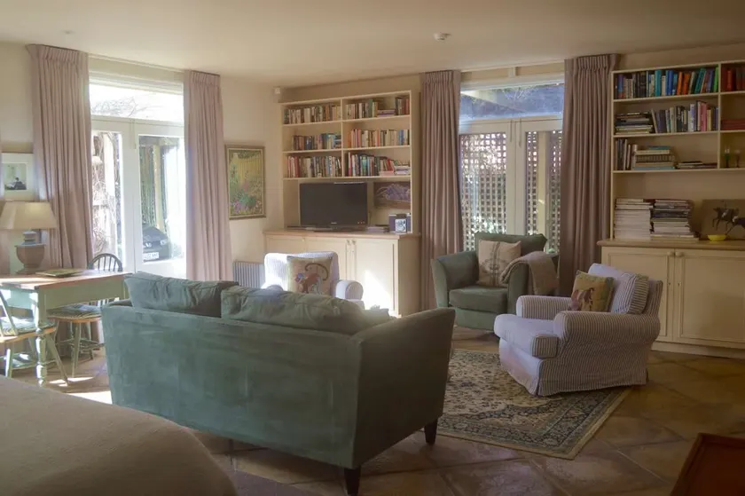 Athelney Cottage - Image 1