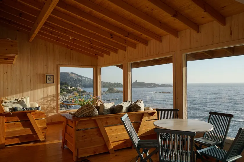 Loft with a unique ocean view - Image 1