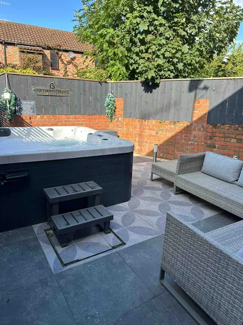 Beautiful Town Centre Cottage, Hot Tub - Morpeth - Image 1