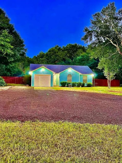 The Bungalow on Bethany in the Florida Panhandle! - Image 1