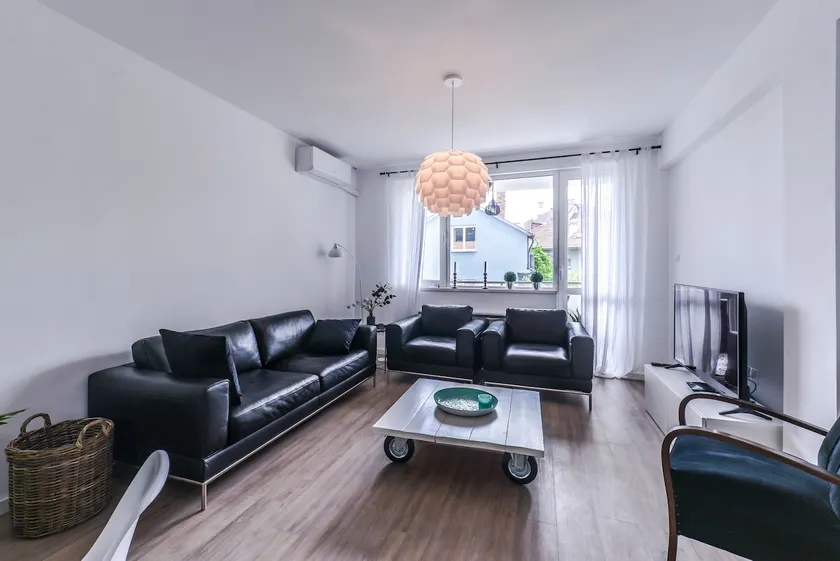 Stylish 2BD Flat with Balcony & Fast WiFi - Lozenets by Flat Mаnager - Image 1