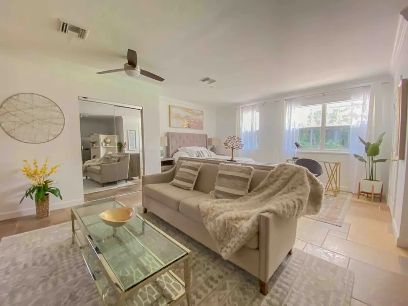 Private Paradise | Large, Peaceful Studio w Patio - Image 1