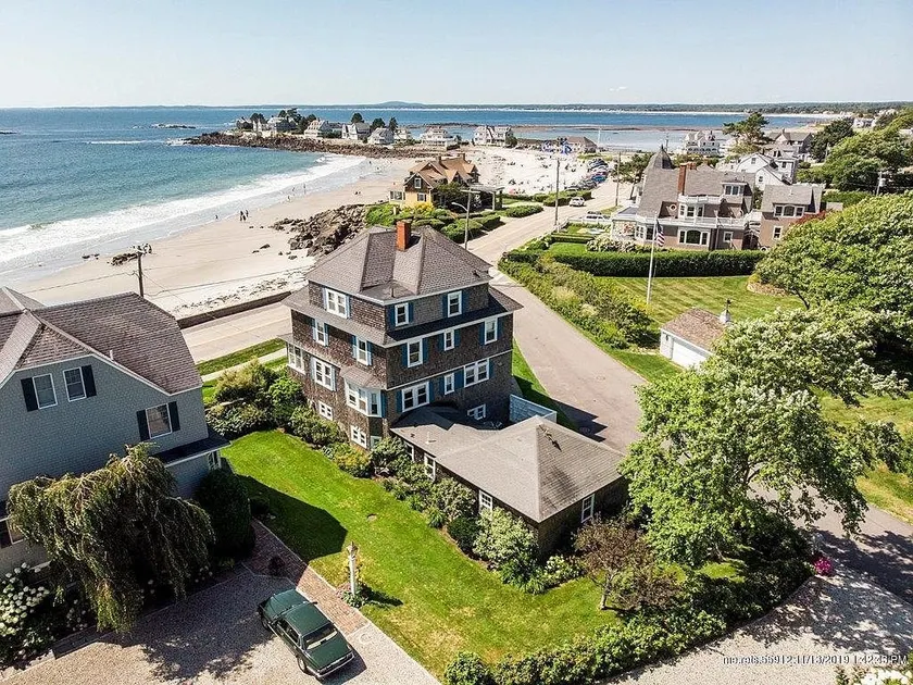 Ocean/Beach Unique Views: THE New England ! - Image 1