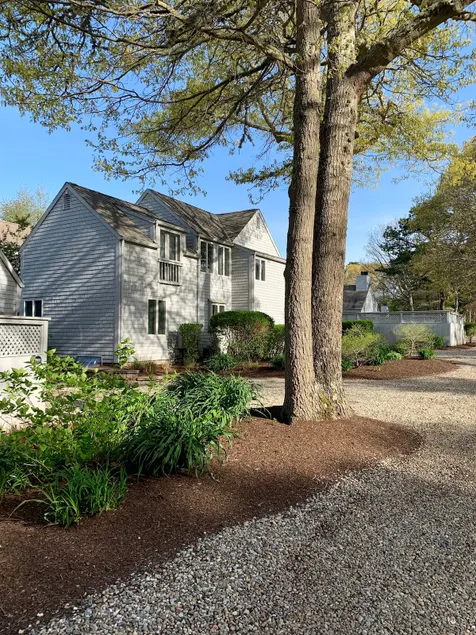 Renovated! Cape Cod townhome near shops & beach! - Image 1