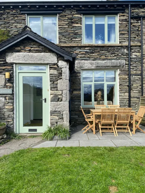 Ashdene Cottage with secure 'sun trap' garden - Image 1