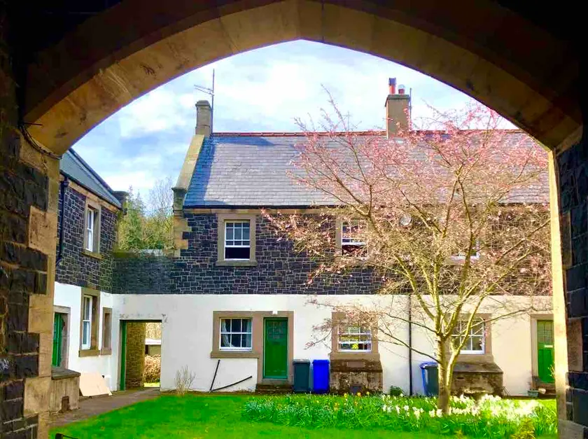 Clock House Cottage, Northumberland Coast - Image 1