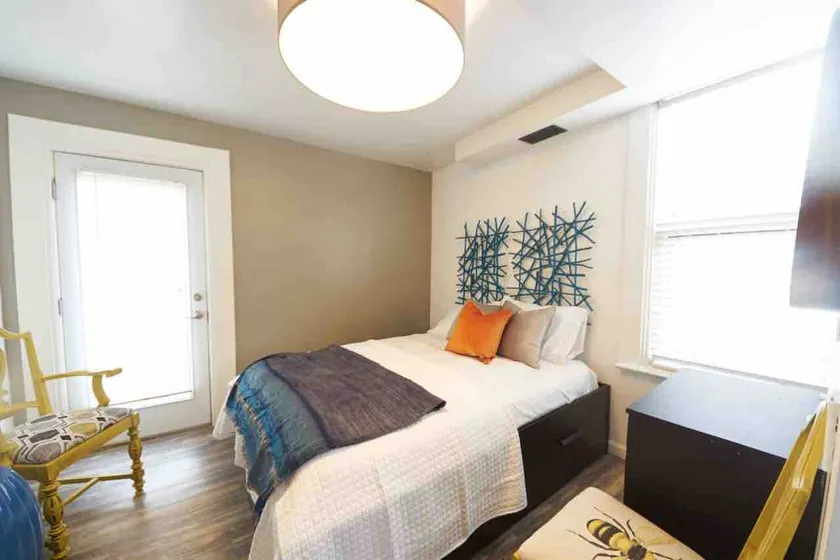 Quaint Space - Near Downtown & Broncos Stadium - Image 1