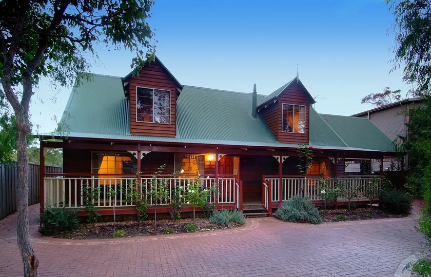 Rosewood Cottage - Image 1