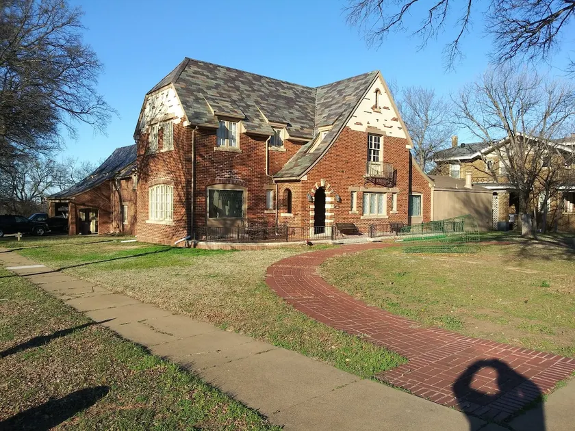 GRAND HOUSE ON MORNINGSIDE HISTORIC DISTRICT - Image 1