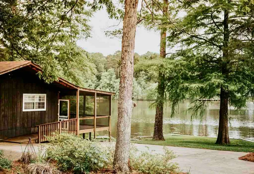 “Serenity on Sibley” Guesthouse~Close to Downtown - Image 1