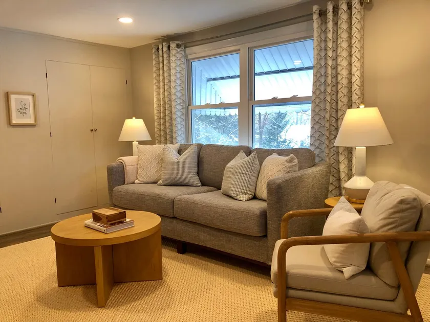 Cute & Cozy near Cornell --1 Bedroom 1 Bath - Image 1