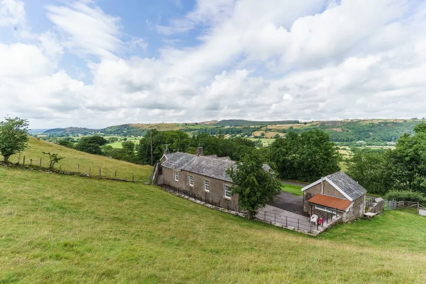 Wythop School, Lake District - Image 1