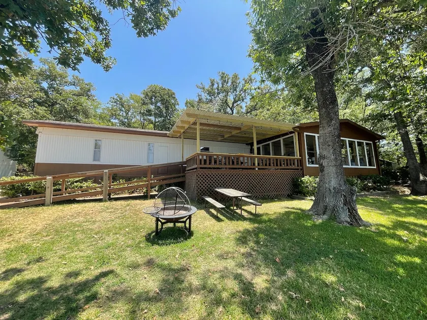Lakefront with Private Dock & Sandy Shore - Image 1