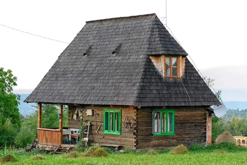 Casa Faina Breb Village Guesthouse - Image 1