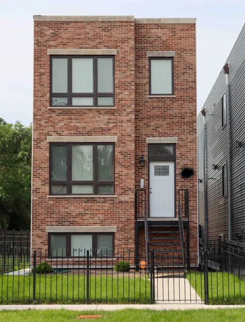 Luxury 3 bd, 2 bath Condo - 15 min from downtown - Image 1