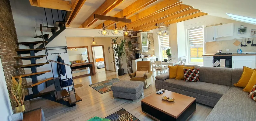 Hoobee Home & Rooftop Terrace - Image 1