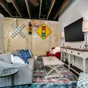 Unique Loft 228 - Image 1