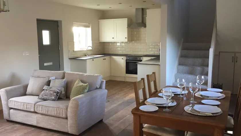 #3 - Newly renovated house, 3 min walk from town - Image 1