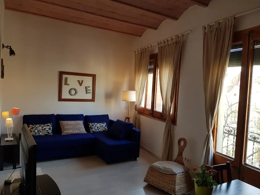 Gracia Travesera 2 Bedrooms Renovated Apartment - Image 1
