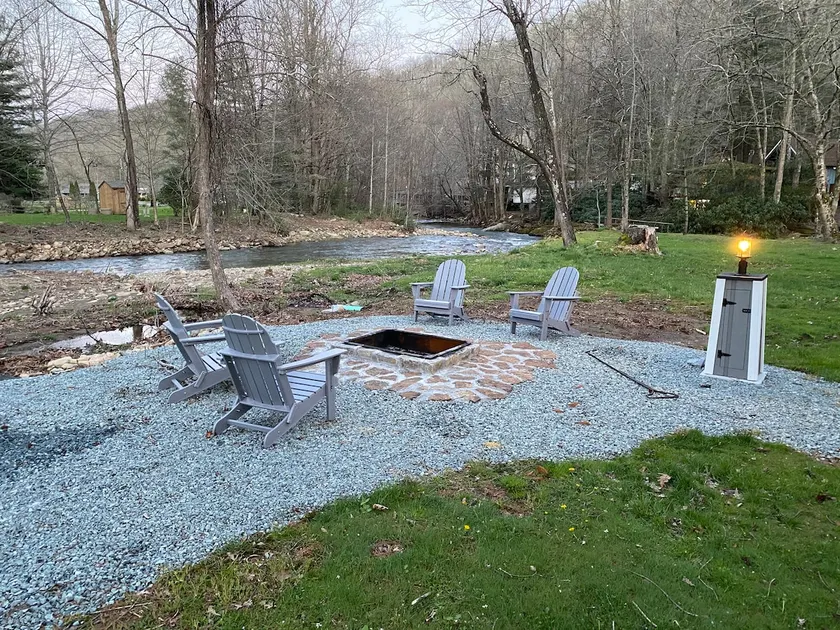 Mill Ridge - Riverfront Retreat - Image 1