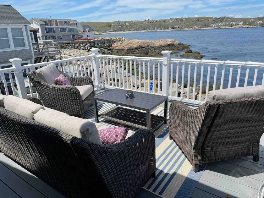 Charming Central Apartment on Bearskin Neck - Image 1
