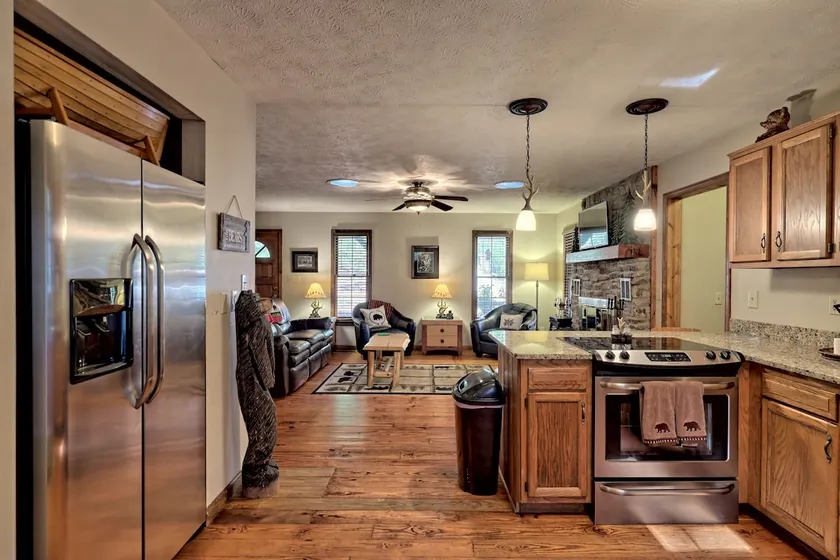 FireFly Creek Cabin - Image 1