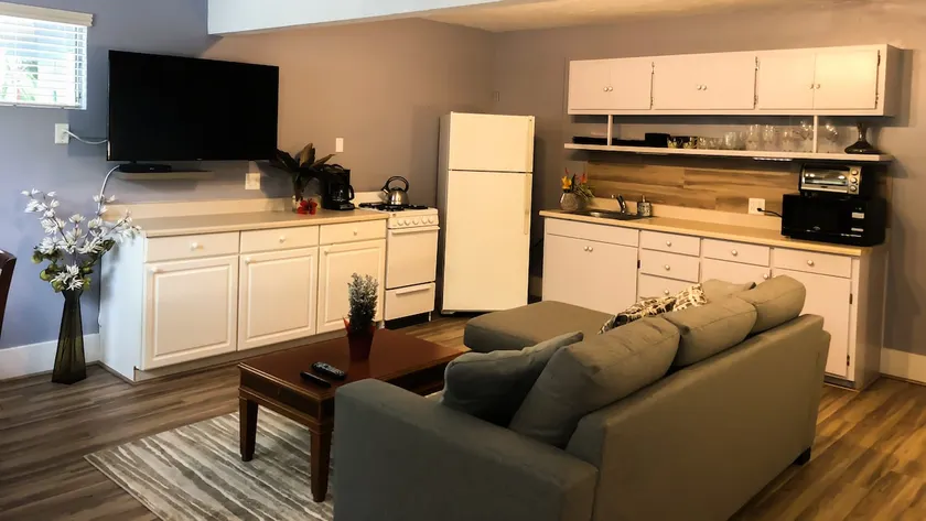 Nahale Place - Image 1