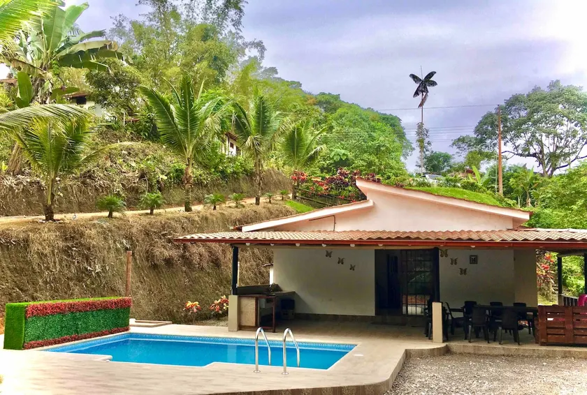Villa Selva Azul Pool and Nature - Image 1