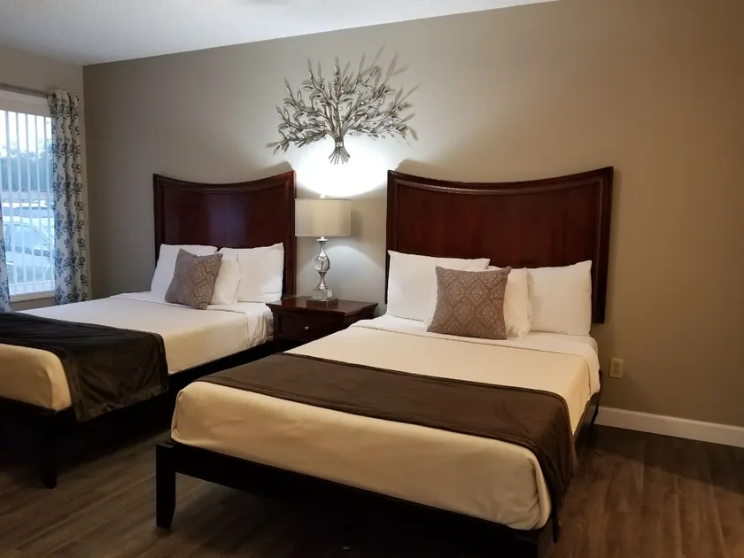 Sophisticated Retreat - Image 1