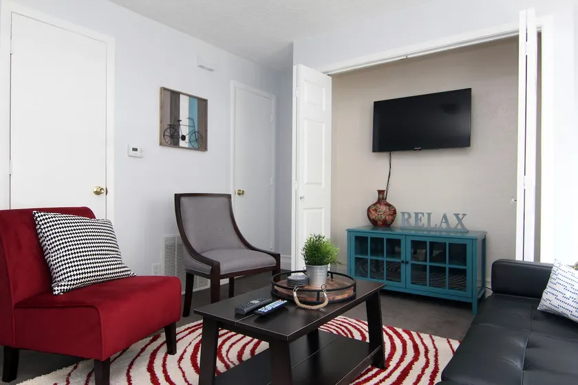 Cozy and Comfy in Capitol Hill - Image 1