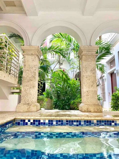 STUNNING VILLA w/Private Terrace & Splash Pool in the Old Town - Image 1
