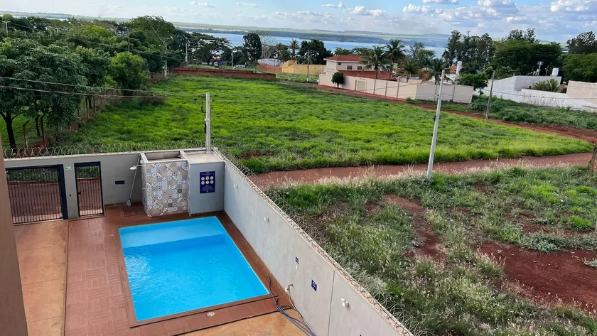 Ranch with a view of the Miguelopolis dam. - Image 1